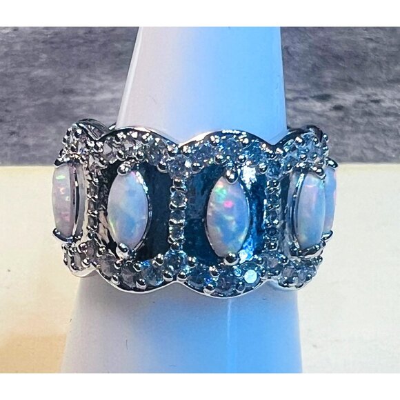 Ring Bomb Party Ring, NWOT, Size 6, white fire opal - Picture 3 of 7